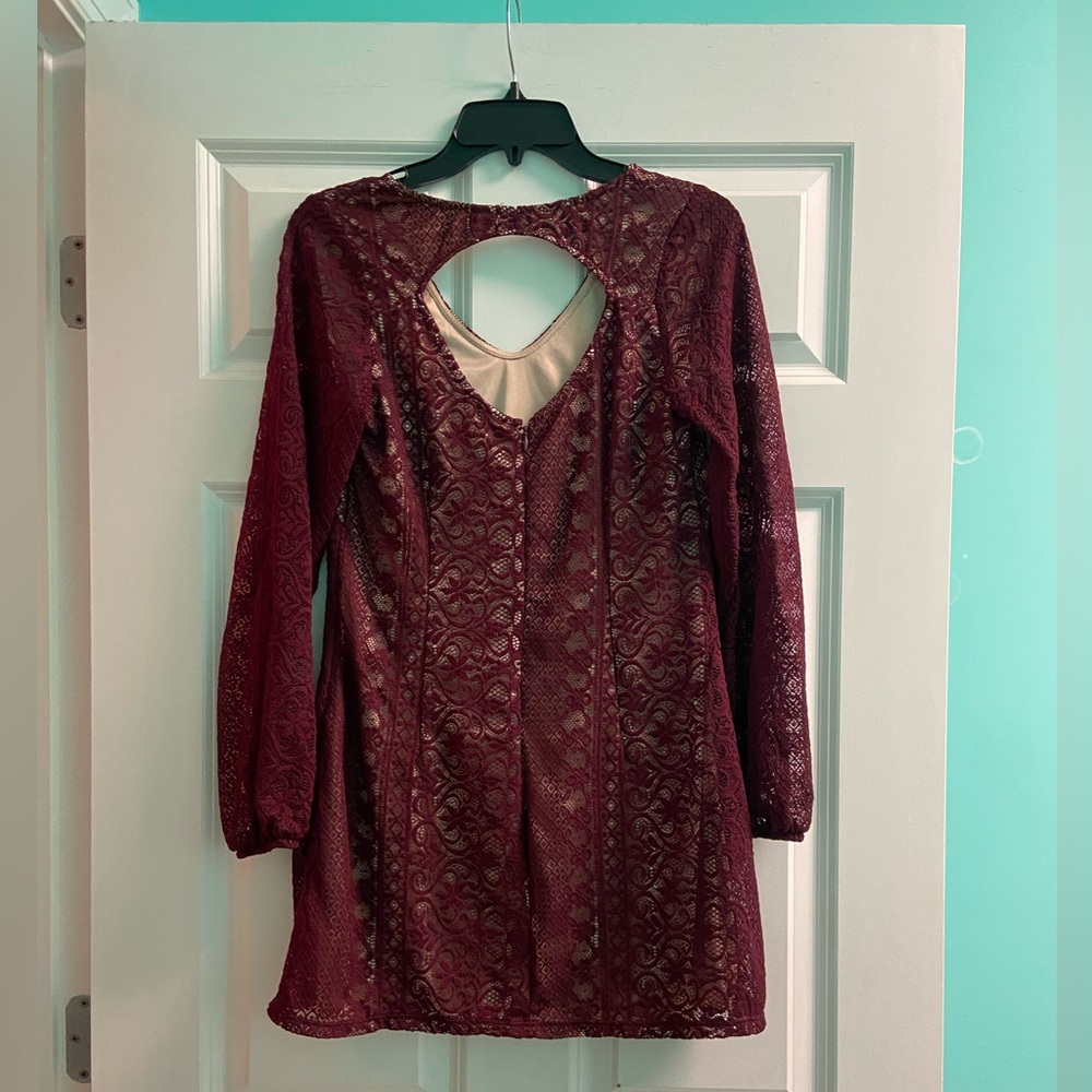 Burgundy dress, medium - Picture 3 of 4